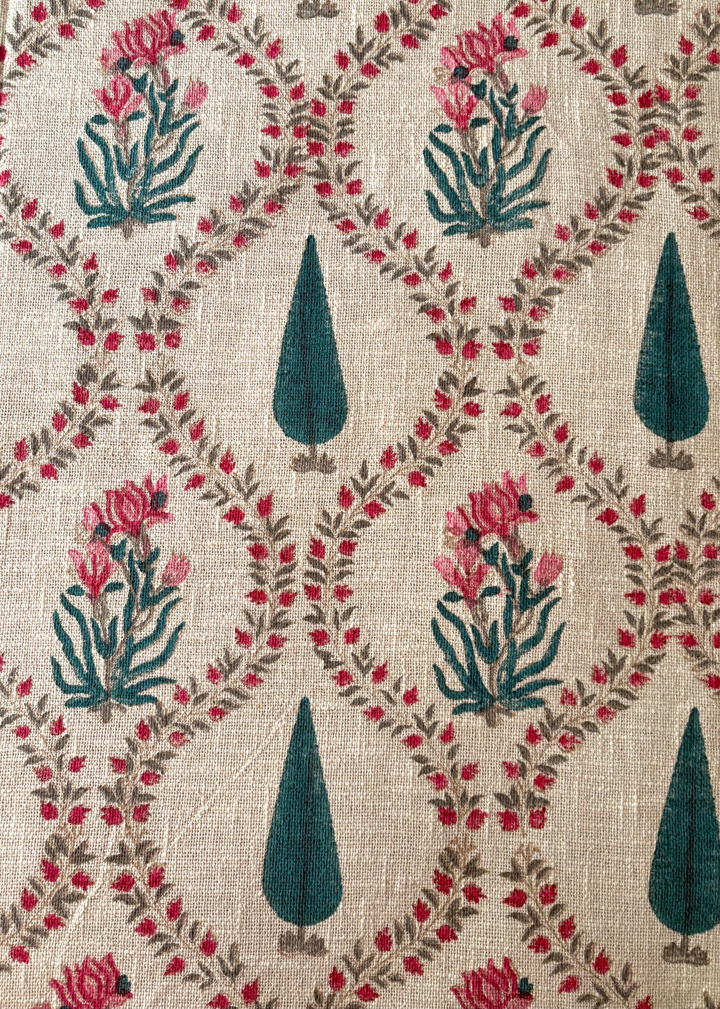 Gulaal Raag Hand Block Printed Soft Jute Bedsheet Set - Decor By The Way