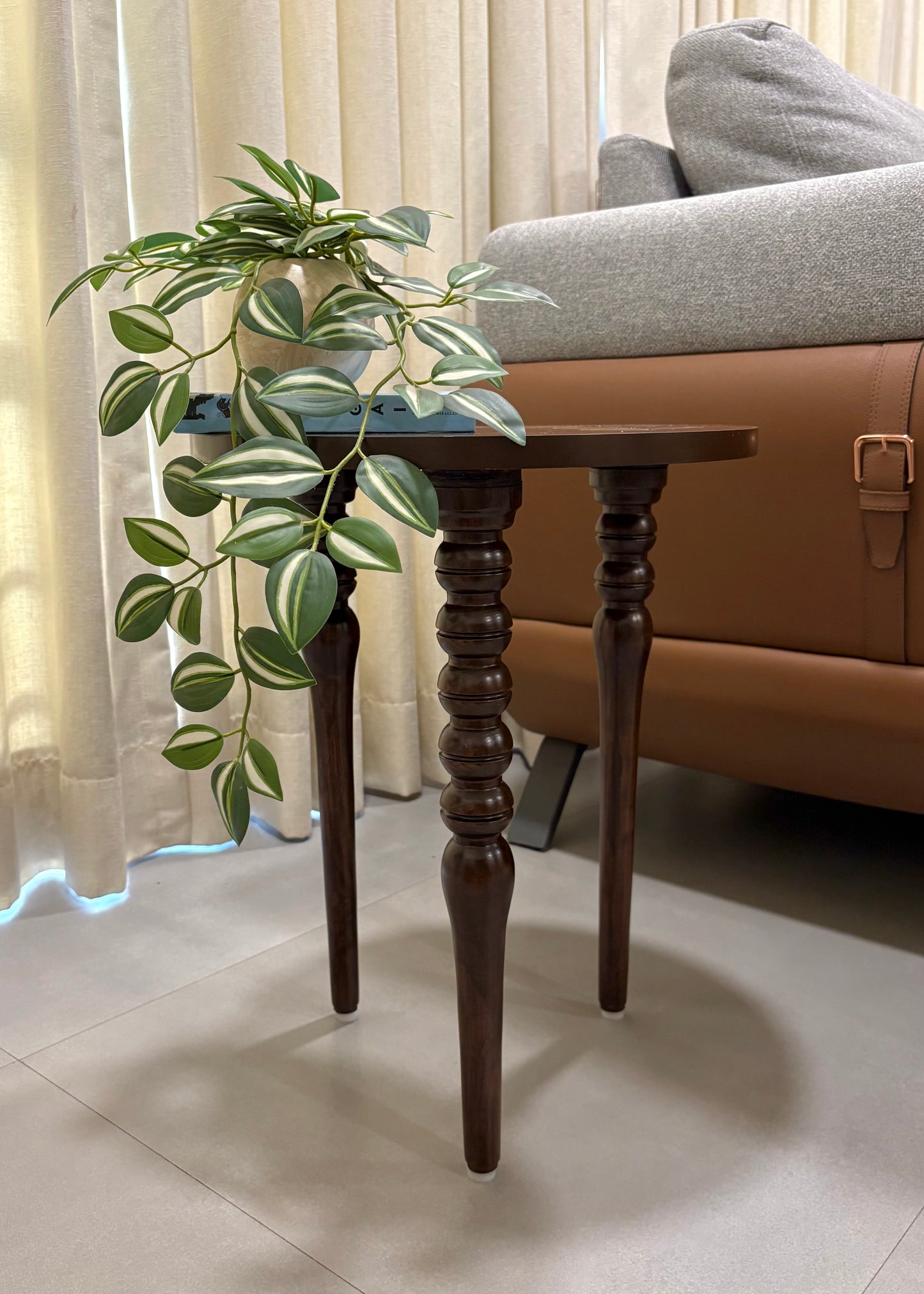 Patrani - Wooden Hand Carved Side Table - Decor By The Way