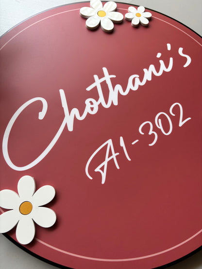 Daisy Round Name Sign - Decor By The Way