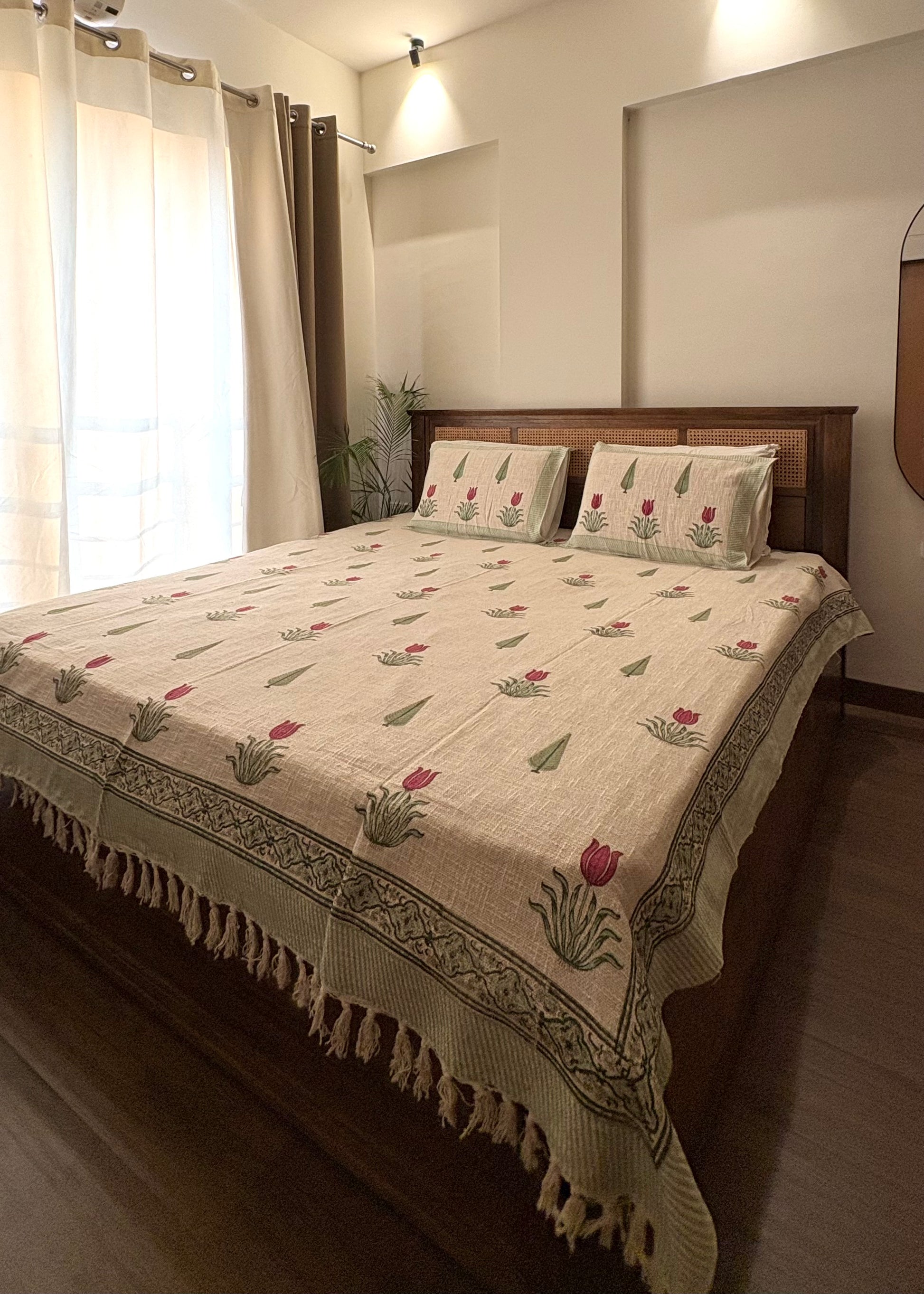 Tulip Hand Block Printed Soft Jute Bedsheet Set - Decor By The Way