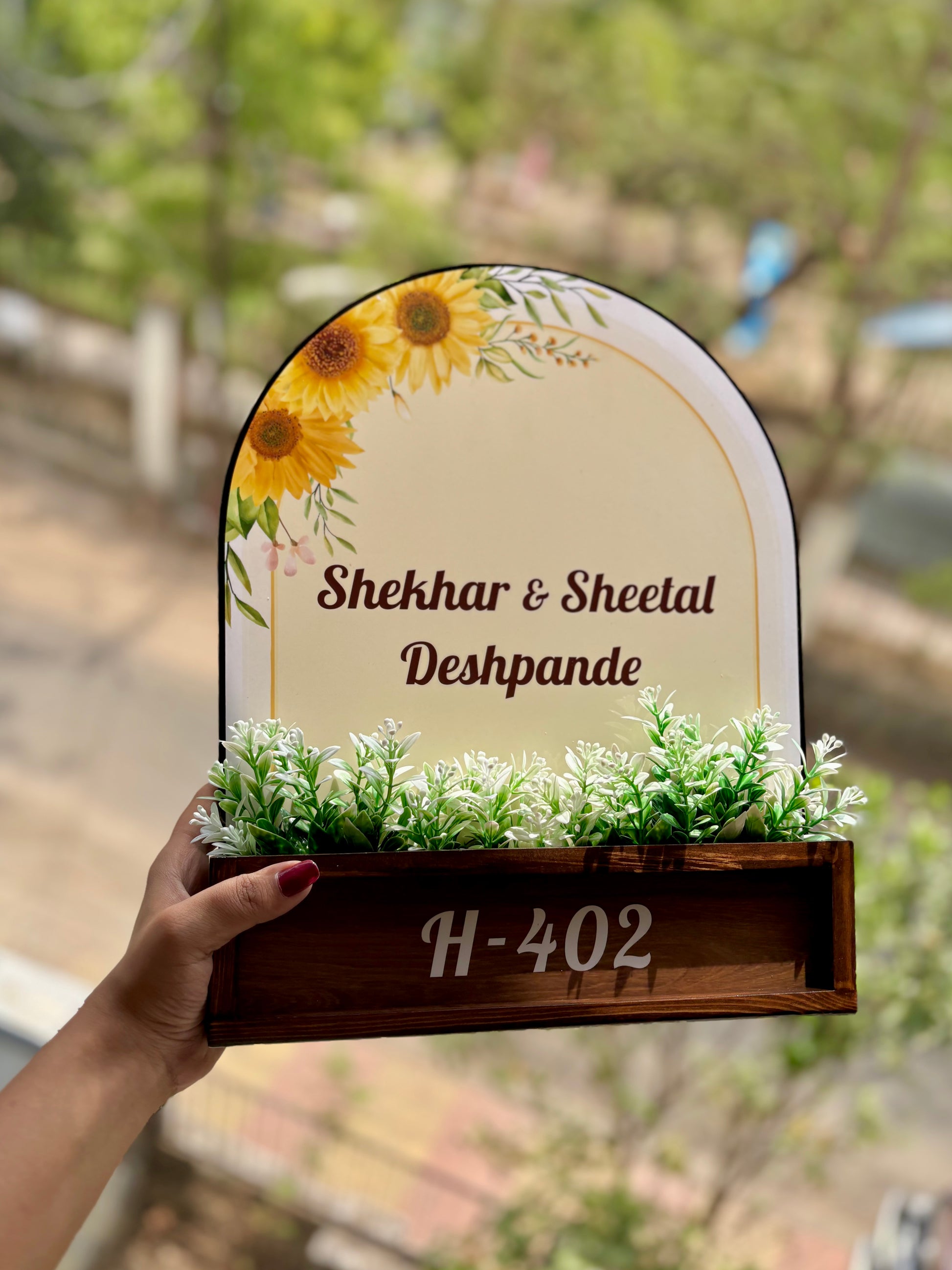 Sunshine Arch Planter Name Plate - Decor By The Way