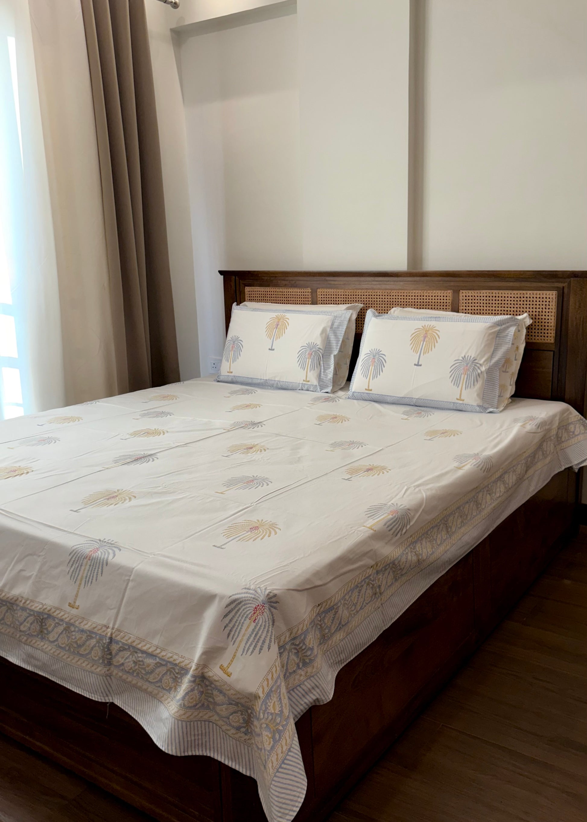 Coastal Calm 100% Cotton Hand Block Printed 300 TC Bedsheet Set - Decor By The Way