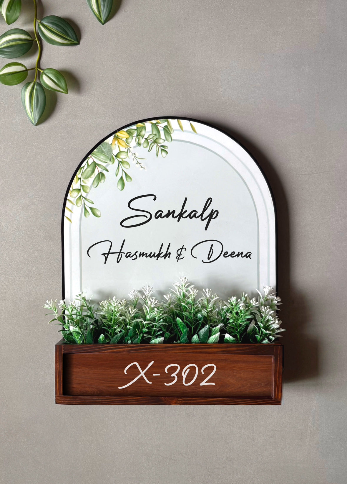 Sage Arch Planter Name Plate