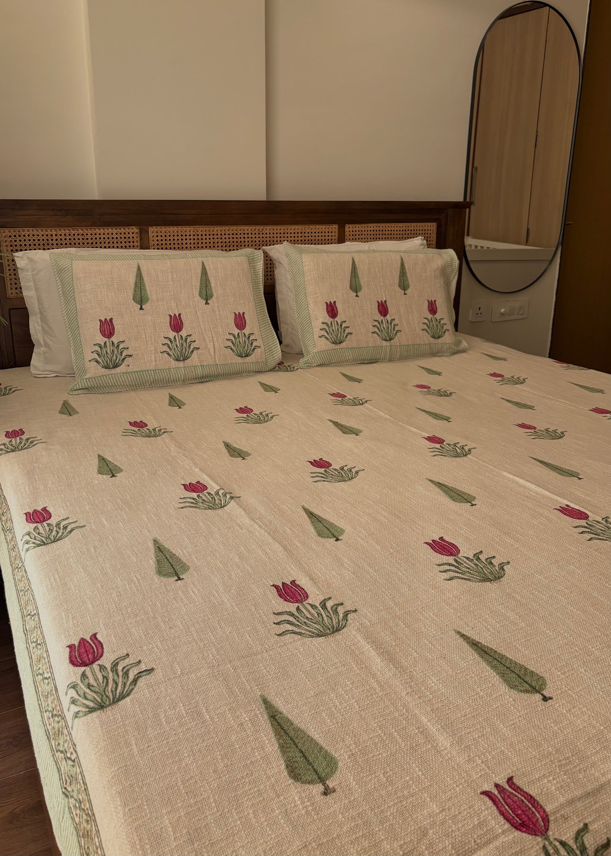 Tulip Hand Block Printed Soft Jute Bedsheet Set - Decor By The Way