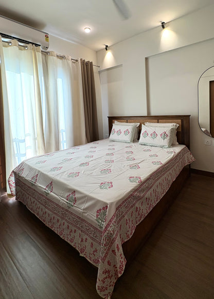 Mehek 100% Cotton Hand Block Printed 300 TC Bedsheet Set - Decor By The Way